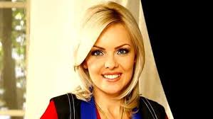 Prima ei întâlnire cu televiziunea a fost în 1997, când a primit propunerea de a colabora la o emisiune matinală zilnică la tvr iaşi. AstÄƒzi Este Ziua Ta Oana Andoni