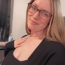 Small gender reveal cake suggestions needed