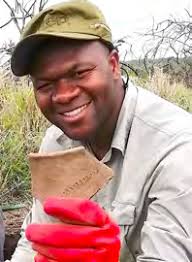 20 21 ANNUAL REPORT TO DONORS