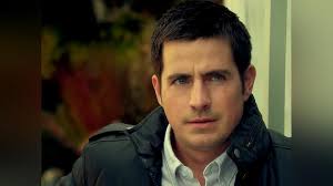 Prime Video: The Listener