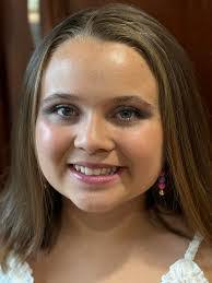 Jessica Fleury's Instagram, Twitter & Facebook