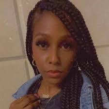 Jennifer Glisson's Instagram, Twitter & Facebook