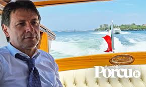Da qualche ora girano sul web gli scatti del premier giuseppe conte in spiaggia con la sua olivia paladino: Conte Leader Del M5s L Ipotesi Non Tanto Lontana Che Spedirebbe Il Pd All Inferno Alessioporcu It