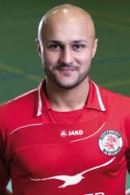 News aus der FCW-Talentschmiede: --- Unser langjähriger U21-Trainer Roger  Etter (40) übernimmt ab kommender Saison bekanntlich das Amt des  Ausbildungschefs. Er löst den aktuellen Technischen Leiter, Philipp Dux,  ab, der nach drei