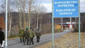 Rambøll ble startet for 75 år siden av to ingeniører som turte å tenke annerledes. To Migranter Anholdt Ved Grensen Mellom Norge Og Russland Document