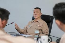 首任參謀總長為黃興，參謀次長為鈕永建。 1912年5月13日， 北京臨時政府 成立後，改為 參謀本部 ，部址設於 北京 西安門 內路北（法文學堂舊址，早年由 清政府 購買建 軍諮府 大樓） 4 。 é»'é·¹å¤±äº‹æ²ˆä¸€é³´æ®‰è·å‰¯åƒè¬€ç¸½é•·åŠ‰å¿—æ–Œæš«ä»£ç¸½é•· è¦èž Nownewsä»Šæ—¥æ–°èž