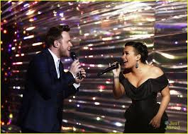 Demi Lovato Performs On The Xfactor Uk With Olly Murs