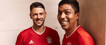 Jun 08, 2021 · il croato così è il candidato numero uno a partire. Maglie Bayern Monaco 2020 2021 Lo Stile Minimal Di Adidas
