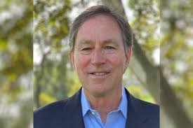 Jeff Ettinger selected as interim president of the U of M