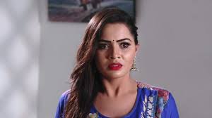 Karthika deepam telugu serial has amassed a huge fan base in just a few months. Watch Karthika Deepam Episode 419 Mounitha Falls In A Trouble Only On Hotstar The One Stop Destination For Your Favourite Star Watch Episodes Episode Trouble