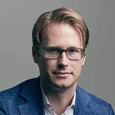 Eric Hefty's Instagram, Twitter & Facebook