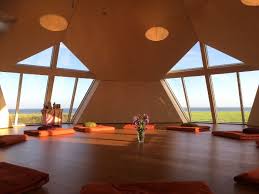 Totaling almost 2,000 square feet, the birch features three bedrooms and two baths on two stories. Dome House Kits Sustainable Eco Friendly Homes Easy Domes