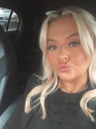 Nadia Ella professional Makeup-Artist