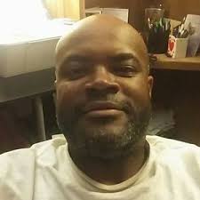 Robert Lee Burns Jr (@RobertB06154022)