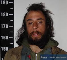 Robaron bebidas y comestibles en comercio del centro, fueron detenidos en  la vía pública y condenados