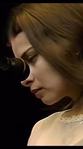 Fade into youuuuuuuuuuuuuu #MazzyStar #FadeIntoYou