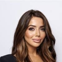 Ana Raya's Instagram, Twitter & Facebook