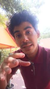 "A los cuantos años dará flores mi #rosadeldesierto ?"