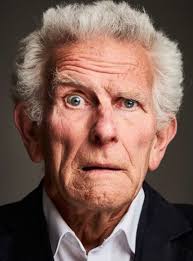 Rebecca Bowden 💙 (@bexbowden)