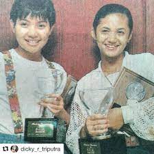 Siapa yang tidak kenal dengan krisdayanti? 7 Potret Masa Muda Krisdayanti Yang Bikin Pangling Kumparan Com
