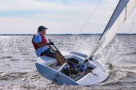 Melges, larson, bay boats, pegal, gill, bowland, tanzer industries and johnson. Melges Mc Scow Melges