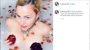 Listen to madonna | soundcloud is an audio platform that lets you listen to what you love and share the sounds you create. Coronavirus Madonna Teilt Bizarres Video Aus Der Badewanne Stern De