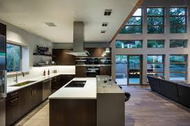 Permettant d'optimiser l'espace à vivre, ce type de cuisine donne du volume à vos intérieurs et apporte une plus grande luminosité dans votre logement. 1001 Idees Pour L Amenagement De La Cuisine Semi Ouverte