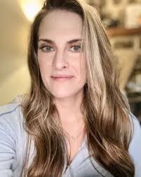 Cindy Pilcher's Instagram, Twitter & Facebook