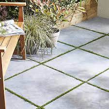 Concrete raised floor tiles in outdoor and indoor projects. Anthracite Matt Stone Effect Porcelain Outdoor Floor Tile Pack Of 2 L 600mm W 600mm Diy At B Q