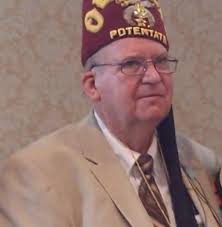 Did US Air Force basic trainees wear pith helmets at Lackland AFB in the  1960s?