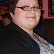 Gayle Hare's Instagram, Twitter & Facebook