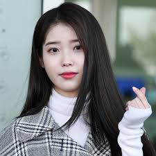 Iu — good day (dj central vol. Iu Donates 100 Million Krw 84 246 Usd Worth Of Ice Vests For The Nurses Who Are Fighting The Virus On The Front Lines Allkpop