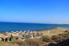 Mccenzie Beach Zypern Bewertungen Einen Der Beiden Bedeutendsten Strande Von Larnaca Mckenzie Beach Zypern Eine Der Beiden Bedeutendsten Strande Von Larnaca Ist Das Hotel Fur Unterkunfte Mit Kindern