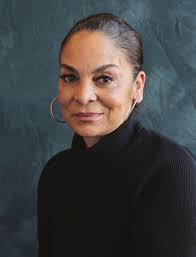 Saugus parents grade school plans