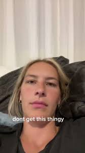 Allie Giles's Instagram, Twitter & Facebook