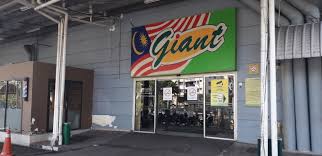 Opening hours and more information. Mohd Faiz Bin Abdul Manan Giant Hypermarket Seksyen 13