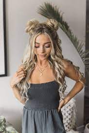 2 Fun And Flirty Hairstyles With Clip In Extensions With Luxy Hair Delaney Childs Cute Hairstyles For Medium Hair Curled Hairstyles For Medium Hair Long Hair Styles
