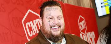 Jelly Roll Hesitant to Critique Loretta Lynn's Granddaughter