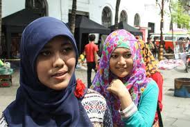 Look for surprises such as a cute warung or a delightfully oddb. ç†è§£æ±å—äºž æ·¡å®šå'Œè«§å°å°¼äººèƒ½æ•™æˆ'å€'çš„äº‹ å¤©ä¸‹é›œèªŒ