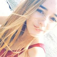 Sharon Parra (@shaypm_)