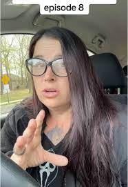 Farrah Byrd's Instagram, Twitter & Facebook