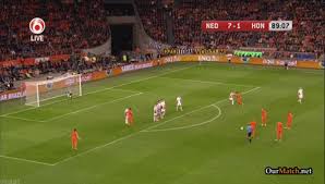 GIF: Arjen Robben scores free kick golazo in Holland 8-1 victory over  Hungary
