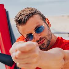 Logan pearson (@logannpearsoon) • Instagram photos and videos