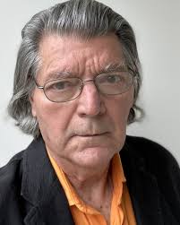 Walker, Texas Ranger" Crusader (TV Episode 1998)