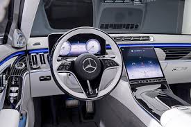 Mercedes s class w223 interior design. Mercedes Maybach S Klasse Jetzt Neu Mit Wadenmassage Autobild De