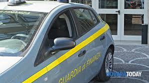 Altre banche dallo stesso gruppo: Novara Truffa Milionaria Alle Banche Denunciate 22 Persone