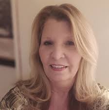 What are good restaurants for a family of six in Macomb County Michigan for  a birthday?