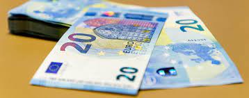 Die versandkosten für den gutschein betragen 0,90 euro pro gutschein. Falschungssicher Der Neue 20 Euro Schein Ist Da Wirtschaft Tagesspiegel