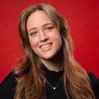 Rayna Burke's Instagram, Twitter & Facebook