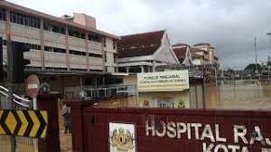 Hospital raja perempuan zainab ii merupakan sebuah hospital kerajaan yang terletak di kelantan, malaysia. Keadaan Hospital Raja Perempuan Zainab Kota Baru Youtube